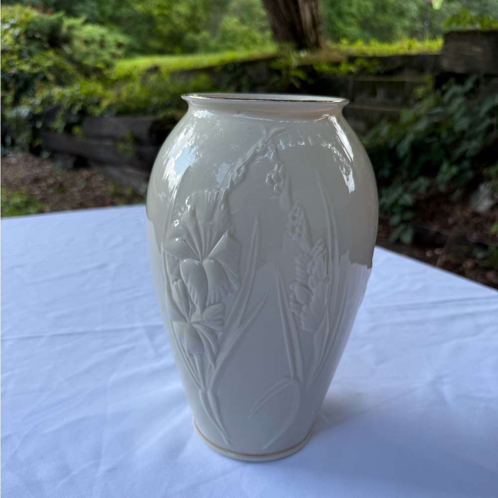 Lenox Cream Floral Embossed Vase
